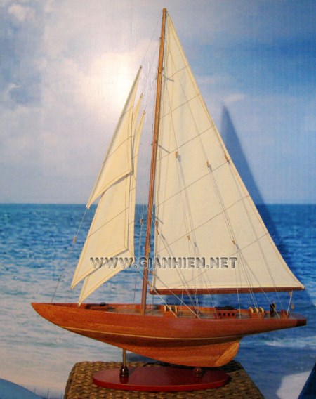 Shamrock Boat Model